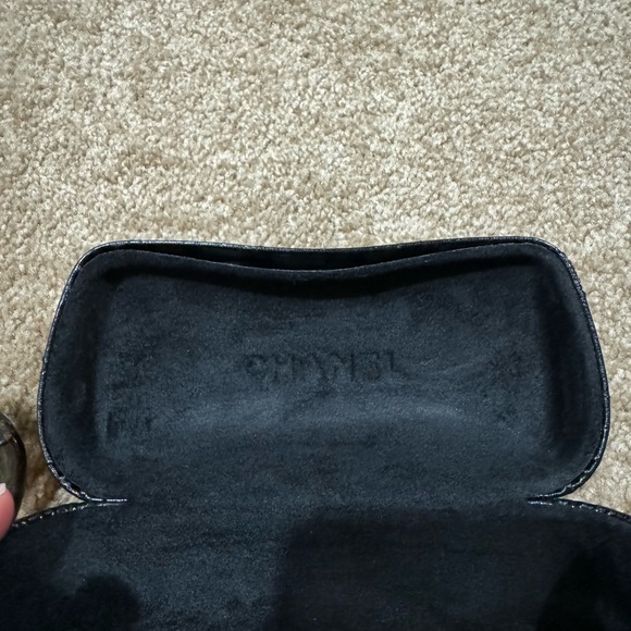 Chanel 5174 c.1204/3B Oversized Tortoise Shell
Brown Sunglasses + Case - Picture 6 of 12